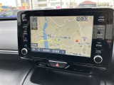 純正ナビを装備。タッチパネル式で使いやすく、お出かけもラクラクです。