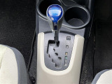 【シフトレバー】シフトの操作がしやすく快適なドライブを楽しんでいただけます!