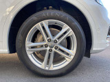 Q5 40 TDI クワトロ スポーツ Sラインパッケージ ディーゼル 4WD 