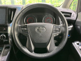 【純正革巻きステアリング】上質な革を使用することで、手にしっかり馴染みとても運転しやすいハンドルです♪
