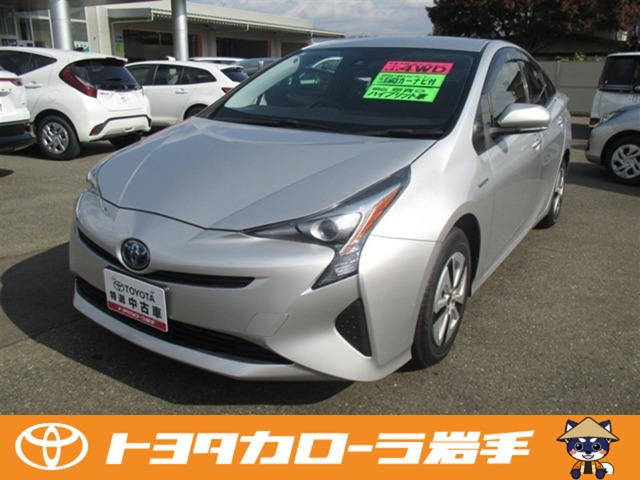 プリウス1.8 S セーフティ プラス E-Four 4WD