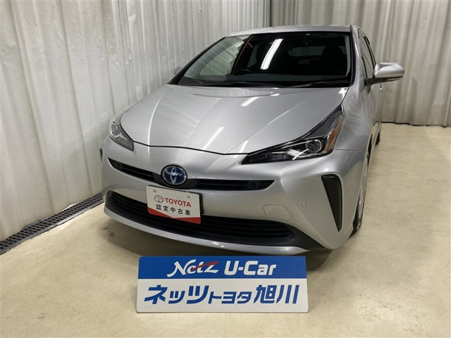 プリウス 1.8 S E-Four 4WD 