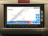 ナビゲーションはフルセグTV対応のGathers純正メモリーナビを搭載しています。Bluetoothオーディオ機能がありますので、スマートフォンなどの音楽も再生できます。
