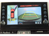 バックガイドモニターで、後方を確認しながら安心して駐車することができます。運転初心者も熟練者も必須の機能ですよ!