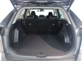広々としたラゲージスペースを備えています。大きなものや長さのある荷物もしっかりと積み込めます。