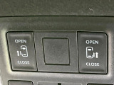 【両側パワースライドドア】スマートキーや運転席のスイッチで後席両側スライドドアの開閉が可能♪電動だから力を入れてドアを開ける必要が無く、小さなお子様でも簡単に開け閉めでき快適です♪