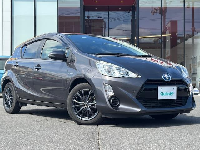 アクア 1.5 S 修復歴無し