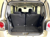 普段のお買い物や通勤、送迎等に十分な荷室スペースを確保しております。セカンドシートを倒すと、大きな荷物の積載も可能です♪
