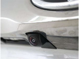 バックカメラが付いているので後方確認が非常にしやすいです。今や運転初心者も熟練者も必須装備!ついていて損はないですね♪