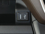 USB&HDMI差し込みあります。