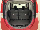 広々としたラゲージスペースを備えています。大きなものや長さのある荷物もしっかりと積み込めます。