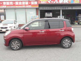 入庫時走行テストと入庫点検しております。納車前に再度、車内クリーニング、ボディーコーティング、オイル交換、納車前点検致します。