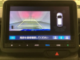 バックでの車庫入れも安心です! リアカメラが付いているバックモニター付のナビを装備しております。バンパーについているソナーや、操作線もついており距離感も画面から確認できます。