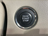ワンプッシュでエンジンのスタート、ストップが出来て便利です。
