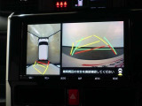 パノラミックビューモニター付きで、車両の周囲を確認することができるので安心できますね♪