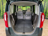 後席を格納すると、これだけの広さが!シーンに合わせたシートアレンジで、大きな荷物も積むことが出来ます♪