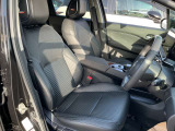 運転席まわりは、使用感も少なく良好な状態です。