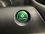 ★ECONスイッチ★ エコドライブを加速しよう!スイッチをONにすると、運転の仕方によるロスを抑え込み燃費をよくするようクルマが頑張ります(*^ー^*)燃費向上にチャレンジ♪