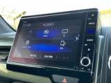純正8インチインターナビ付きでフルセグ・DVD再生・Bluetoothなど付いてとても便利な車両です♪
