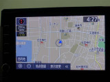 純正ナビを装備しております☆タッチパネル式で使いやすく、お出かけもラクラクです♪
