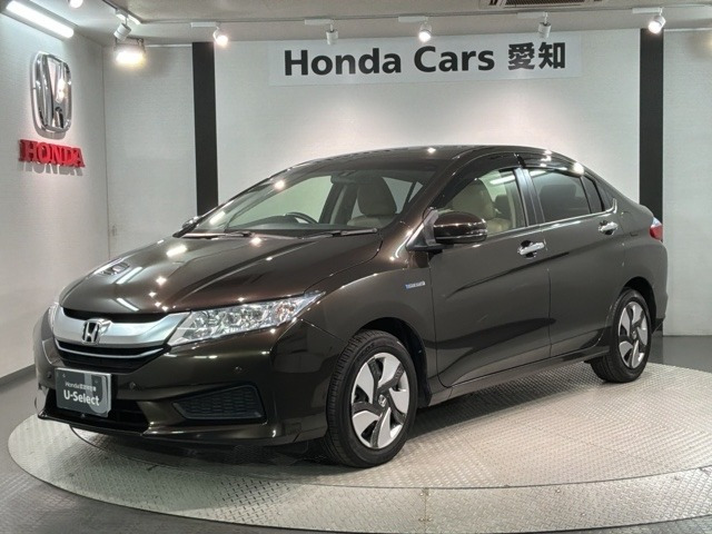 グレイス 1.5 ハイブリッド LX 