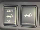 【パワーバックドア】スマートキーや運転席のボタンを押すだけでリアゲートが自動で開閉します!荷物を持っている時や、高い位置にあるバックドアを閉める際に便利な機能です♪