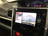 ナビ連動のバックカメラで後方確認がしやすく、初めての方でも扱いやすい一台です。