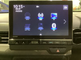 ナビゲーションはフルセグTV、インターナビ対応のGathers純正メモリーナビを搭載しています。Bluetoothオーディオ機能がありますので、スマートフォンなどの音楽も再生できます。