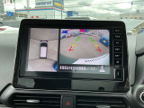 【アラウンドビューモニター】周囲を見渡せる映像で、スムースな駐車をサポートします