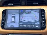 < アラウンドビューモニター >前後左右にカメラがついているので、狭い道での確認や車庫入れが苦手な方もラクラクです!