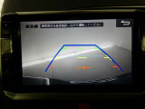 バックガイドモニターで、後方を確認しながら安心して駐車することができます。運転初心者も熟練者も必須の機能ですよ!