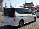 セレナ 1.4 e-4ORCE ハイウェイスターV 4WD 