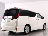 当店では、厳選された車両のみ展示しております。アルファード・ヴェルファイアに特化した専門店ならではの豊富な在庫の中から、お気に入りの一台をお探しください!