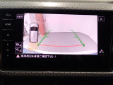 バックモニター搭載で車庫入れ安心!バック中の死角部分がモニターに映し出されるので安全性アップ!!