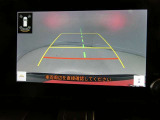 バックモニターがついていますので、バックでの駐車が苦手な方でも大丈夫です 実際のバック駐車は目視確認と合わせてお使い下さい