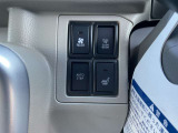 運転席シートヒーター・左オートステップ装備。
