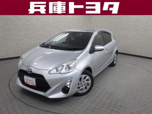 アクア 1.5 S スタイルブラック 