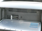 ナビゲーションのAV機能は、CDやDVDビデオ、Bluetoothオーディオなどを搭載しておりますので、車内がまるでコンサートホールのようにお楽しみ頂けます。