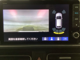 バックカメラが付いているので、車庫入れもラクラクです♪更にバンパーに取り付けられたソナーセンサーで、障害物を音とナビゲーション画面で知らせてくれます♪