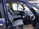 清潔で広々した座席です!是非、現車を見て体感してみてください。