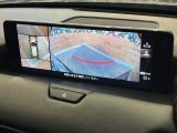 【360&deg;ビューモニター】専用のカメラにより、上から見下ろしたような視点で360度クルマの周囲を確認することができます☆死角部分も確認しやすく、狭い場所での切り返しや駐車もスムーズに行えます。