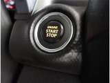 ポケットやバッグからキーを出さずにスマートに乗り込め、ボタンプッシュでおしゃれにエンジンスタートです。盗難防止イモビライザーも装備で安心です!