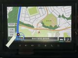 全方位モニター付9インチナビ。ナビ機能はもちろんスズキコネクトとの連携でドライブの安心感を高めます。スマートフォンとの連携も可能・Apple CarPlay・Android Auto