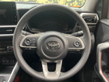 ステアリングも使用感が少なく、きれいな状態となっております♪