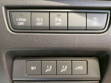 【2Wayドライビングポジションメモリー機能】お二人のシートパターンを記憶することができますので、運転時はボタン一つでシート調節できますね。