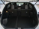 荷室もしっかり使える広さです。