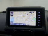 純正ナビを装備しております☆タッチパネル式で使いやすく、お出かけもラクラクです♪
