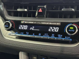 左右独立温度コントロールフルオートエアコンです。運転席、助手席それぞれで独立して温度設定ができます。冷え性の方が乗っても安心ですね♪
