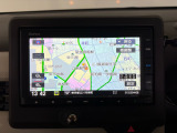 【ナビゲーション】純正メモリーナビ(VXM-225Ci)を装備しております。リンクアップフリー対応・ブルートゥース・USB対応・CDプレーヤー・バックカメラ付きです。