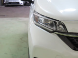LEDヘッドライトは、点灯の瞬間から光量を発揮し、突然暗くなるトンネルなどでの安定感を高めます。